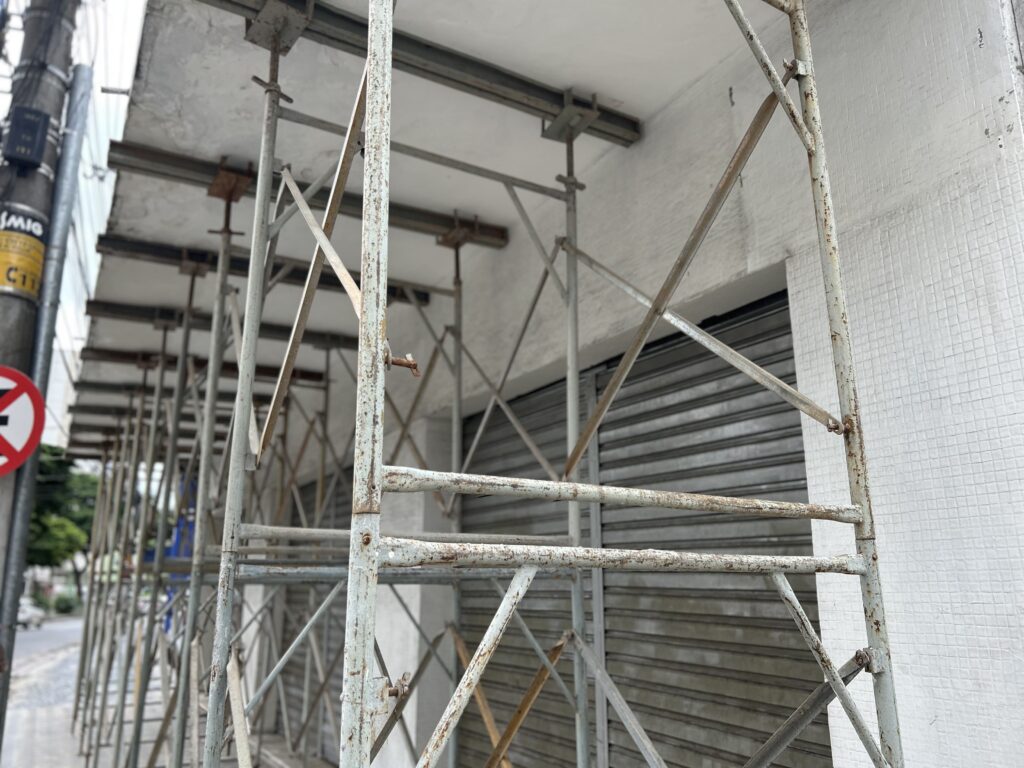 equipamentos para construção